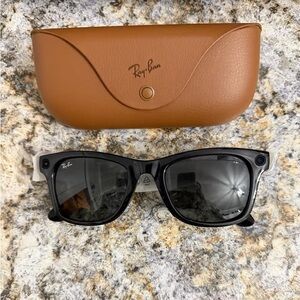 Meta Ray-Ban Black and Gray Smart Glasses
